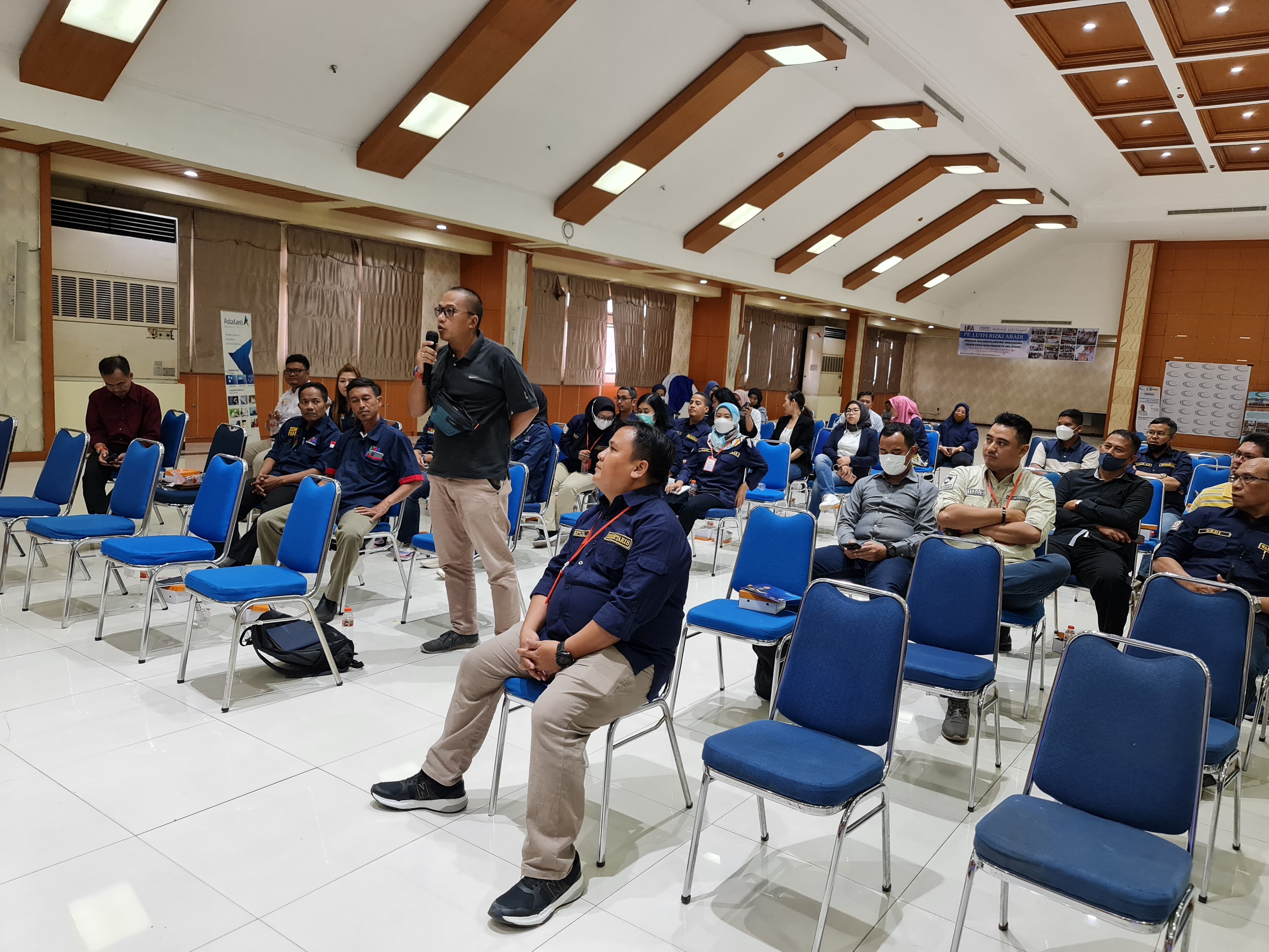 Foto galeri Seminar Managing Industrial Relation (17 Desember 2022)