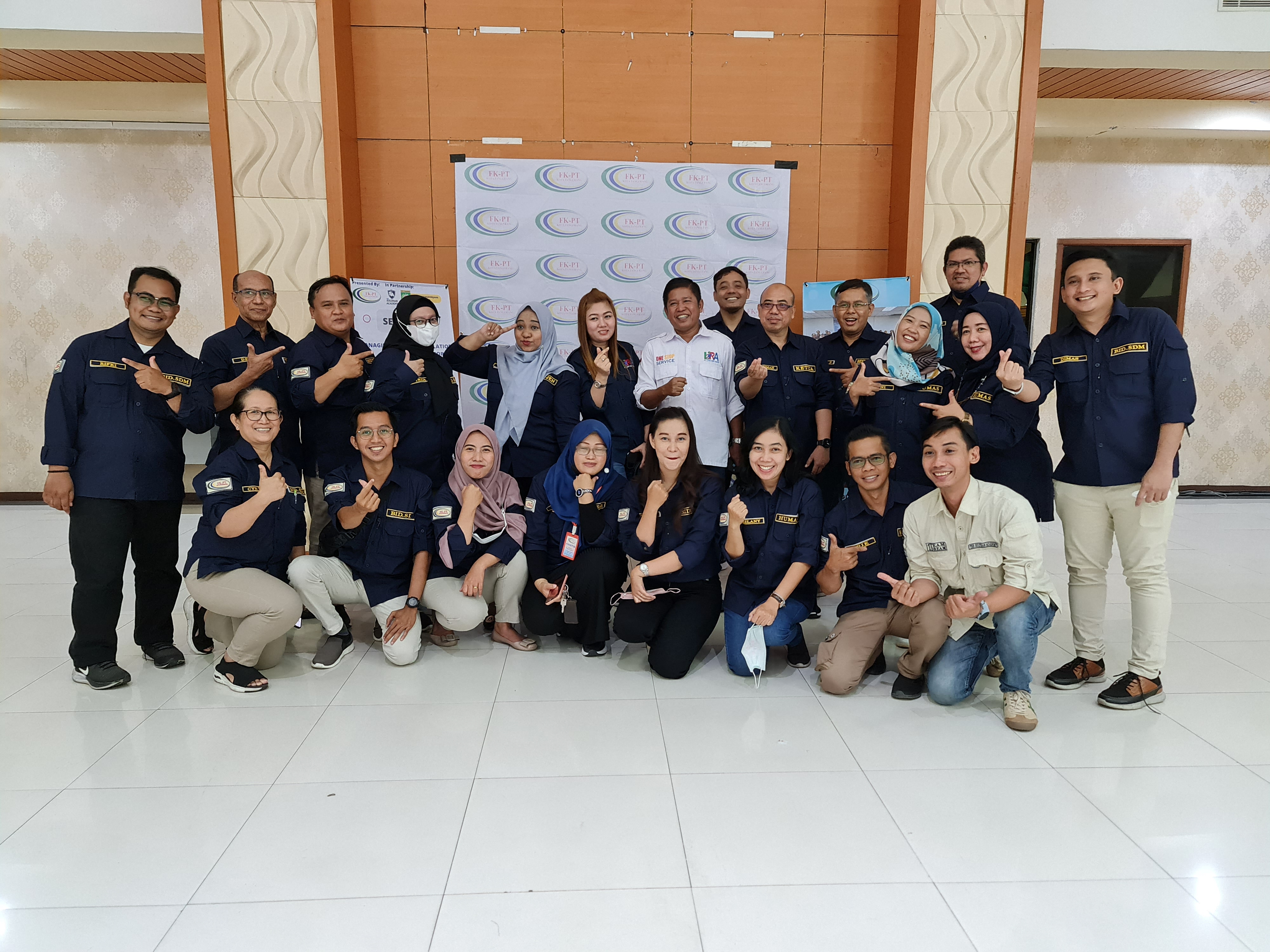 Foto galeri Seminar Managing Industrial Relation (17 Desember 2022)