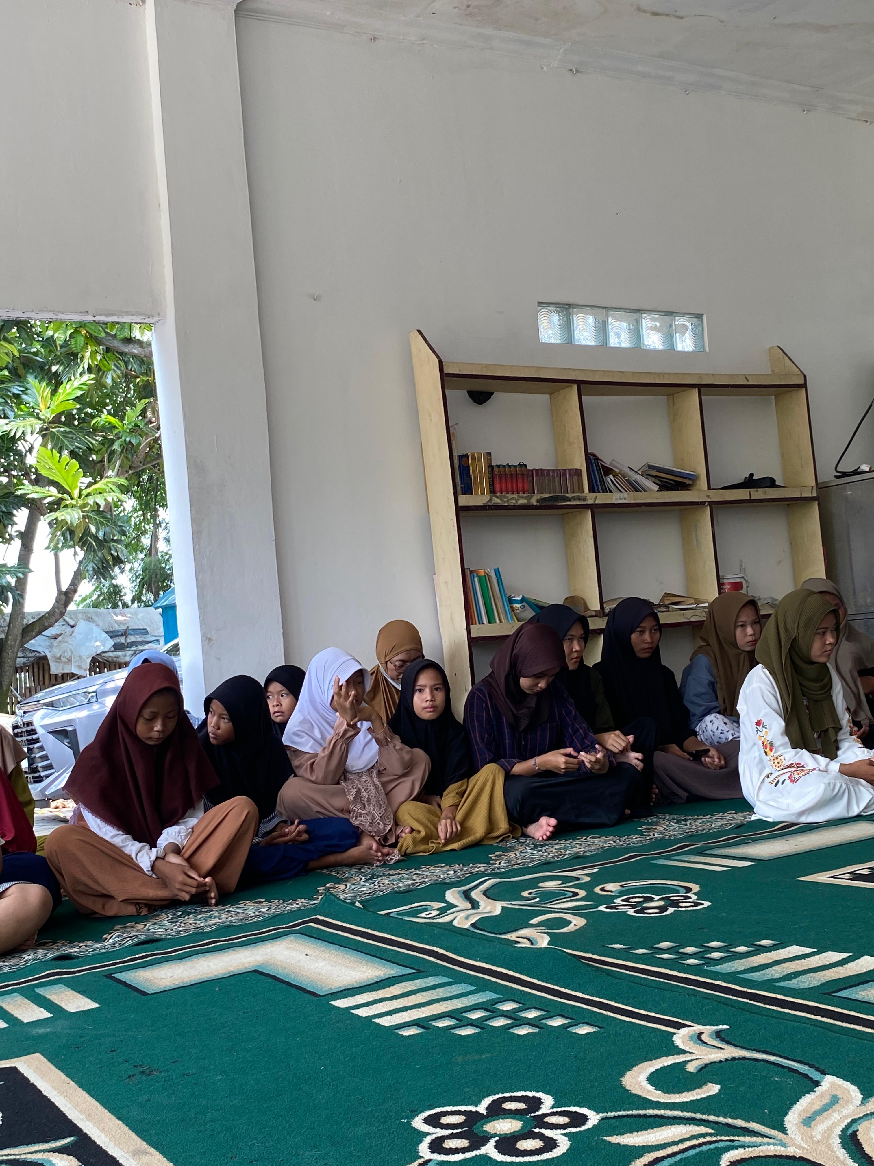 Foto galeri Dari FKPT utk Yayasan Taman Anak Langit